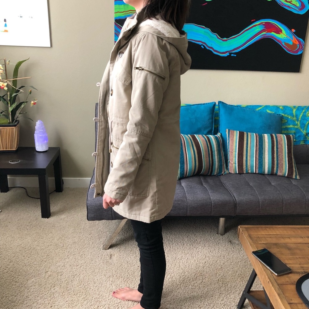 Hooded Drawstring Padded Jacket - Picture 4 of 4